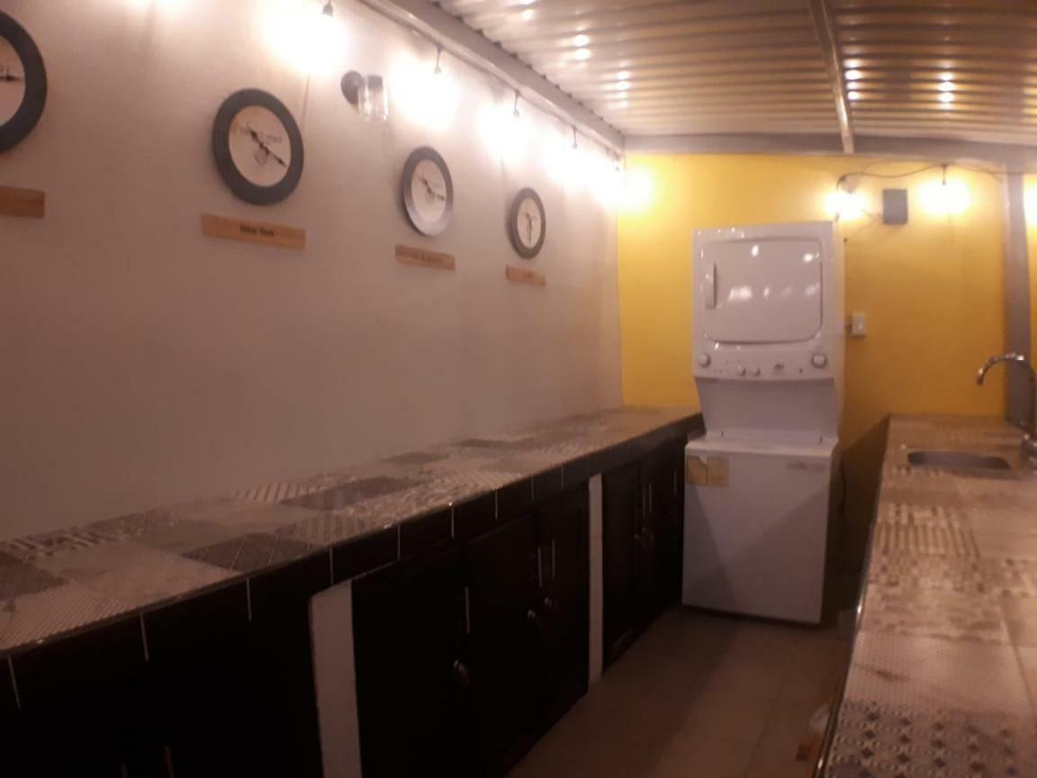 Nuevos Departamentos Centro Historico A 200 Mts Del Malecon Apartment Ла Пас Екстериор снимка