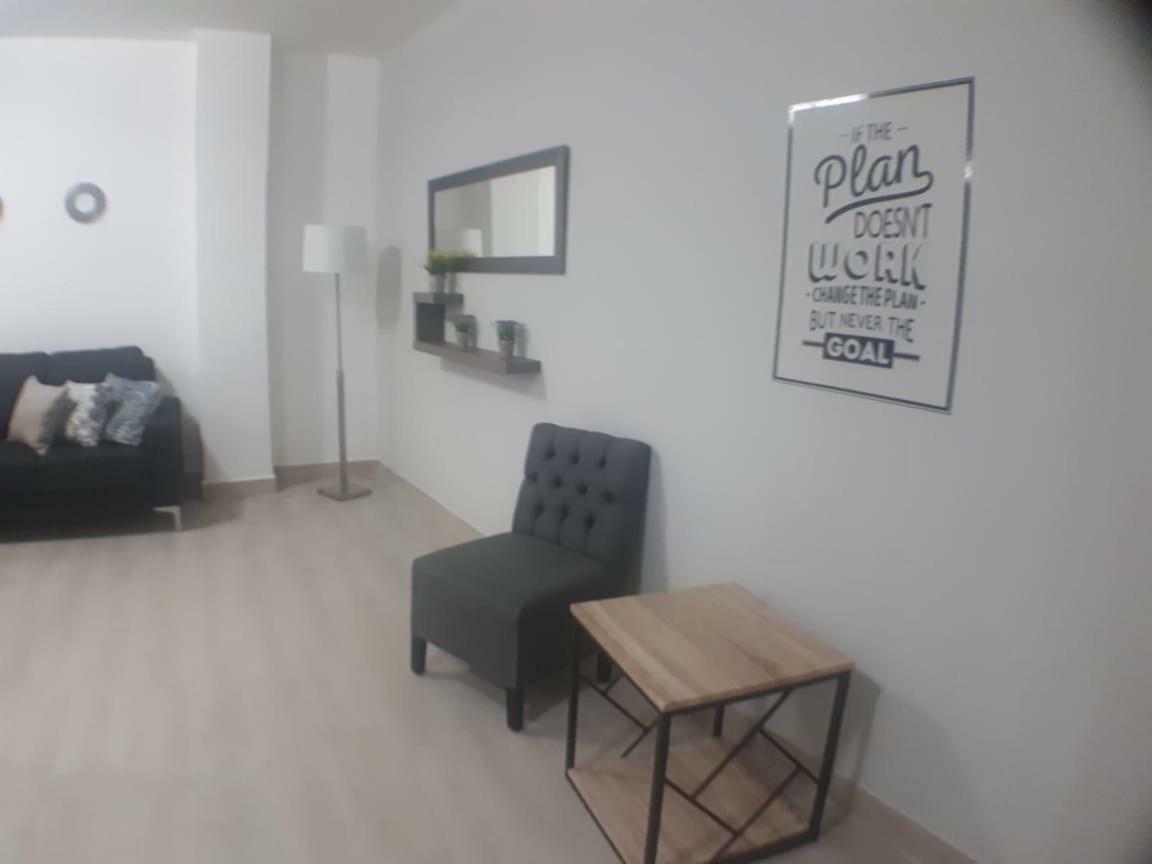 Nuevos Departamentos Centro Historico A 200 Mts Del Malecon Apartment Ла Пас Екстериор снимка