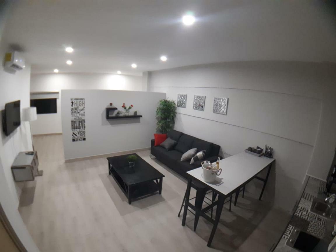 Nuevos Departamentos Centro Historico A 200 Mts Del Malecon Apartment Ла Пас Екстериор снимка
