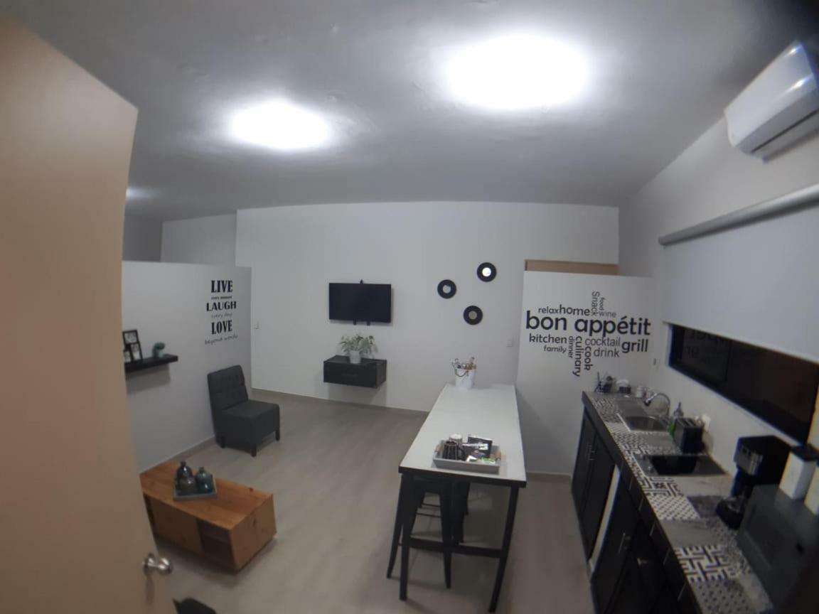 Nuevos Departamentos Centro Historico A 200 Mts Del Malecon Apartment Ла Пас Екстериор снимка